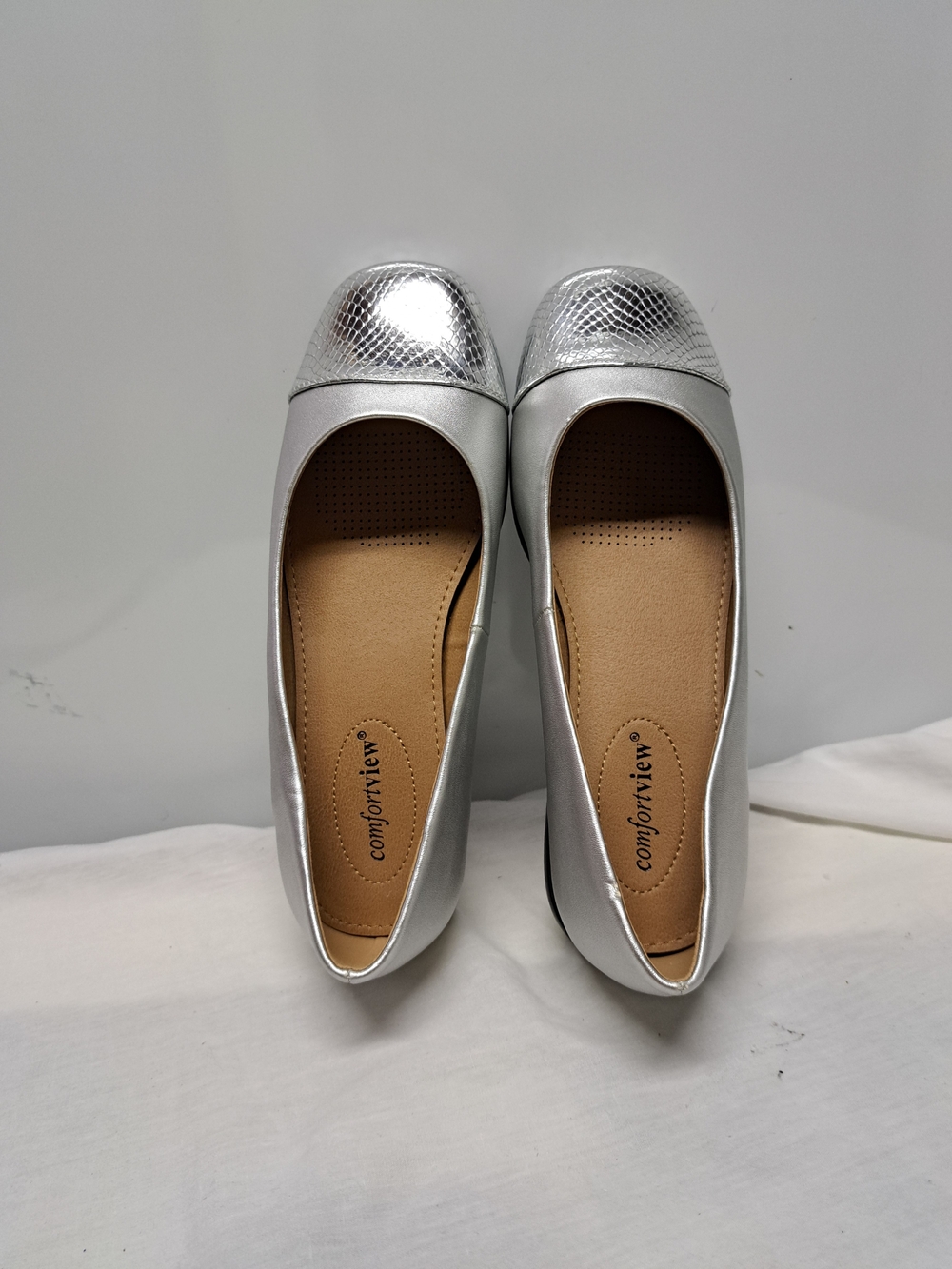 comfortview Metallic Silver Women's Ballet Flats